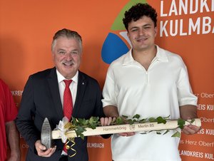 Klaus Peter Söllner mit Merlin Hummel
