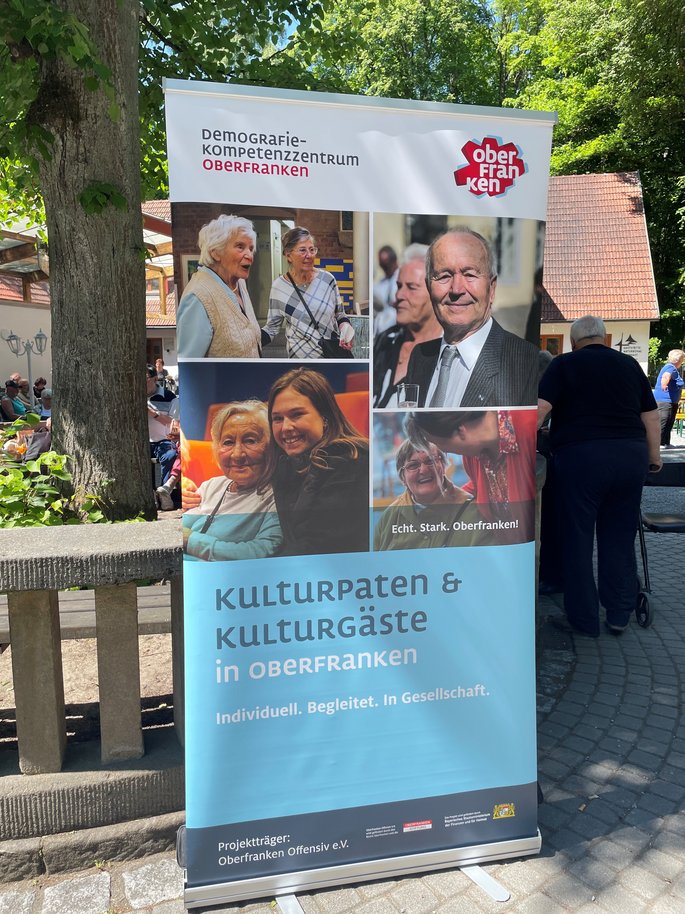 Rollup zum Projekt Kulturpaten und Kulturgäste in Oberfranken
