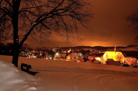 Winteraufnahme mit Blick auf die Stiftskirche Himmelkron, 17.12.2010, Lisa Hirschmann