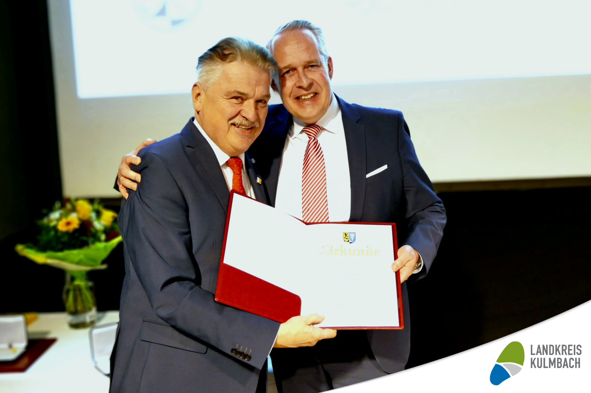 Landrat Klaus Peter Söllner mit Markus Stodden